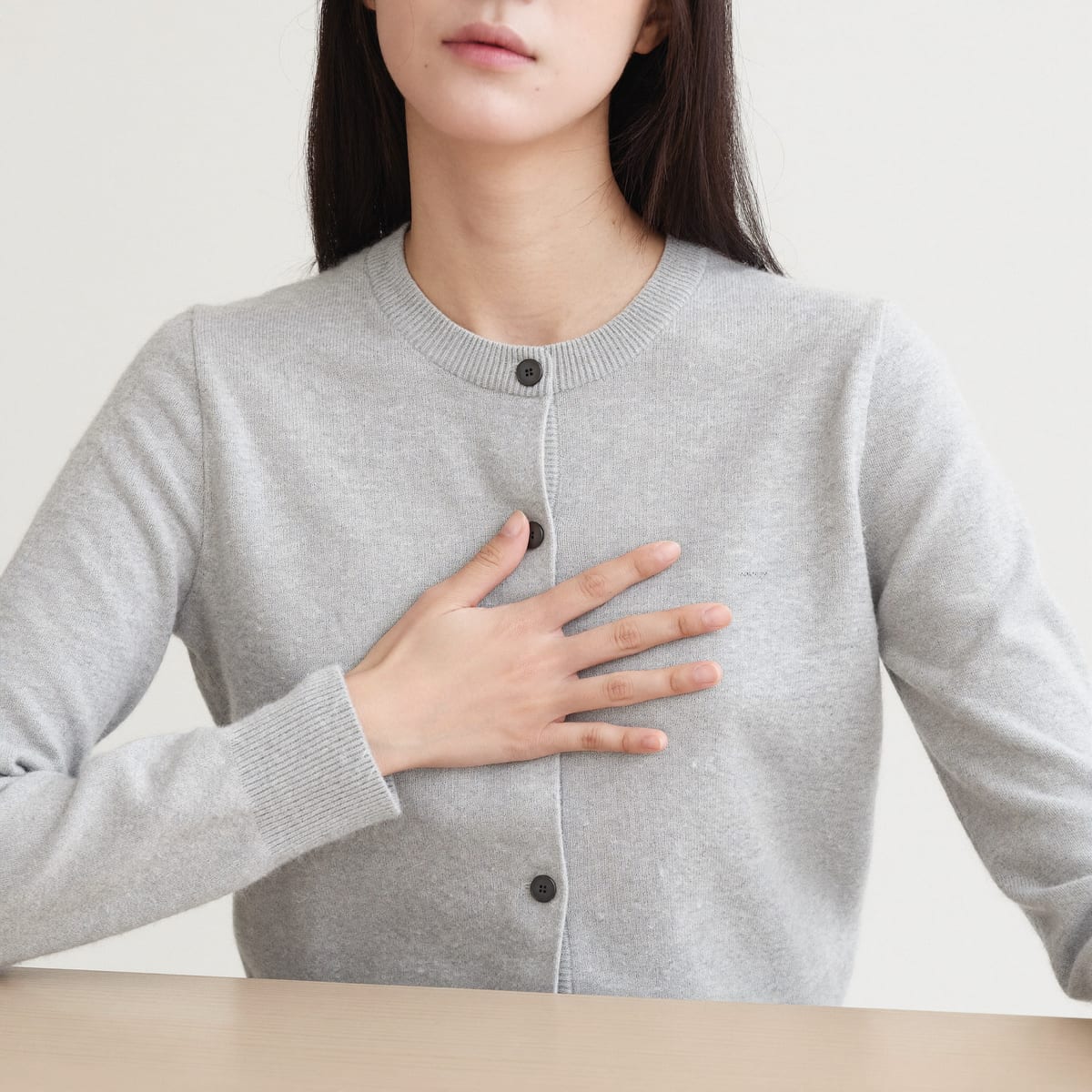 속쓰림 원인 8가지와 병원 가는 기준 썸네일